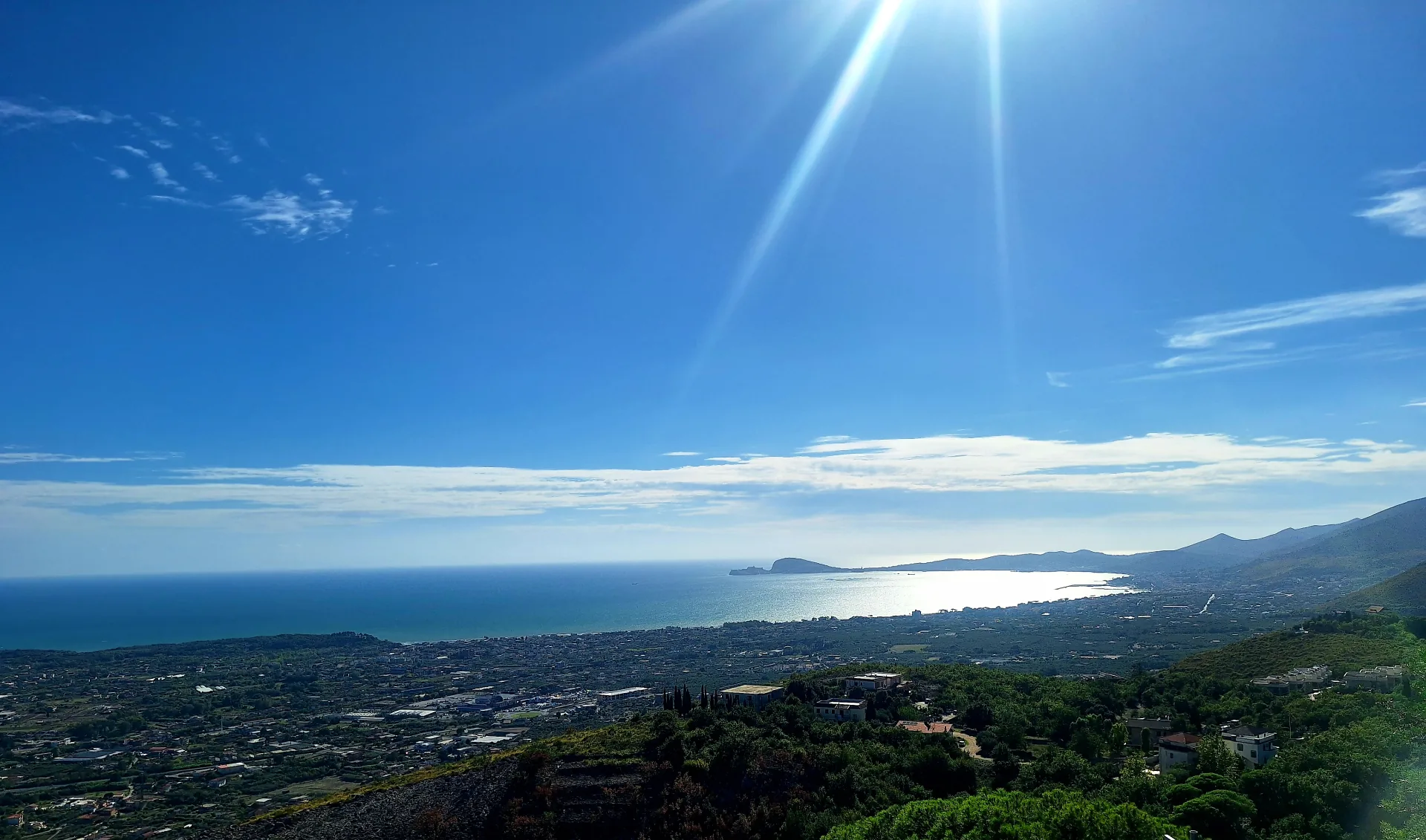 Panorama di Formia e del Golfo di Gaeta visto da Castellonorato