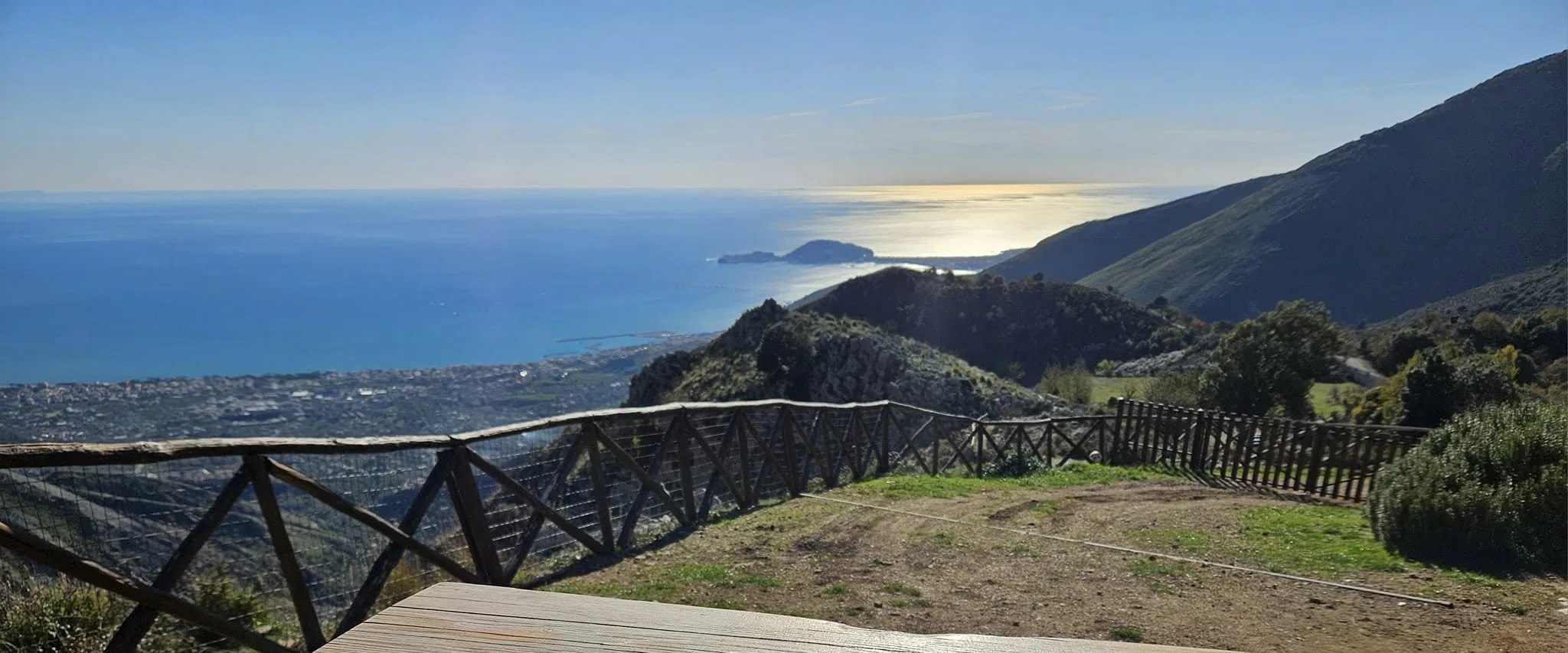 Panorama del Golfo di Gaeta dal Monte Redentore